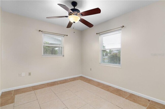 Building Photo - 1003 Dora Ave