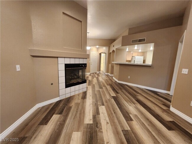 Building Photo - 7400 W Flamingo Rd