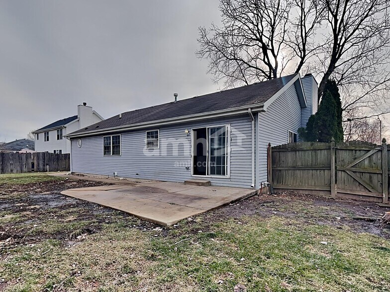 Building Photo - 5154 W Park Ln