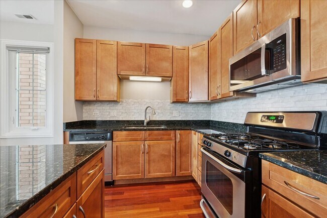 Building Photo - 2239 N Lister Ave