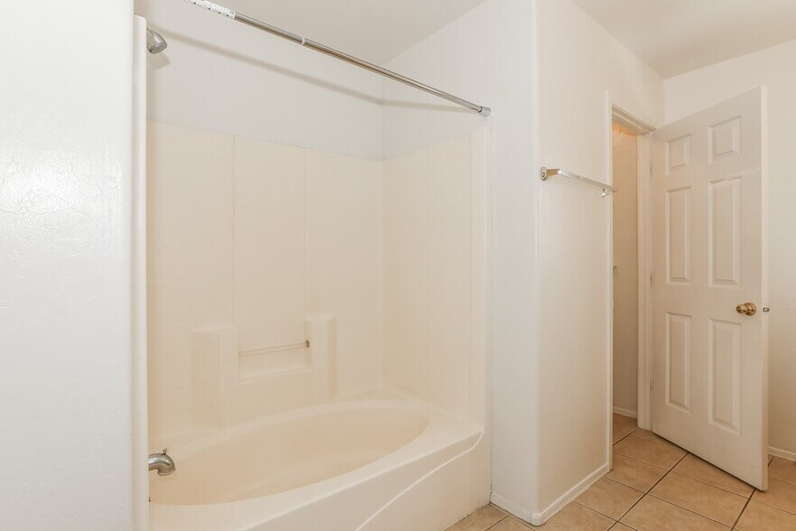 Building Photo - 2757 S Cupertino Dr