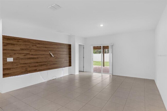 Building Photo - 4288 Bridle Booster Wy