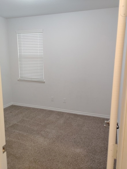 Building Photo - 2304 Pyrite Dr