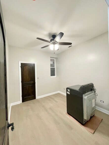 Building Photo - 3600 W 26th St