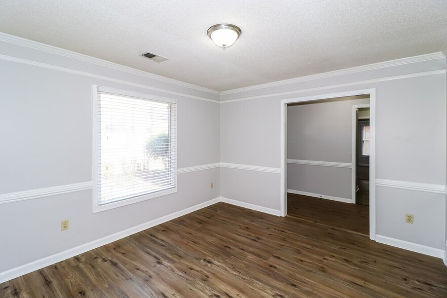 Building Photo - 8815 Chimneyrock Blvd.
