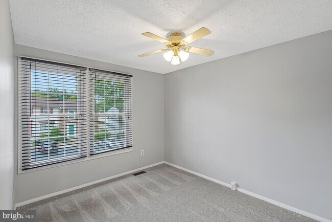 Building Photo - 8025 Tyson Oaks Cir
