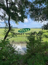 Building Photo - STUNNING MARSH VIEW