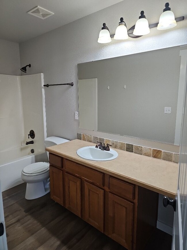Building Photo - 6214 N Silver Elm Way