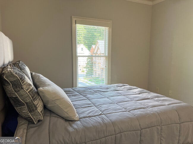 Building Photo - 7955 Magnolia Square