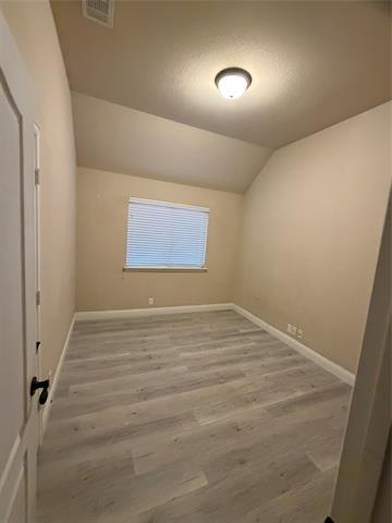 Building Photo - 1116 Haskell Dr
