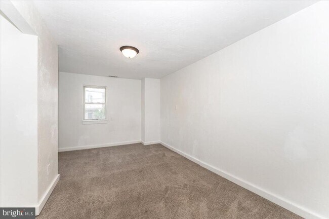 Building Photo - 15 W Frederick St