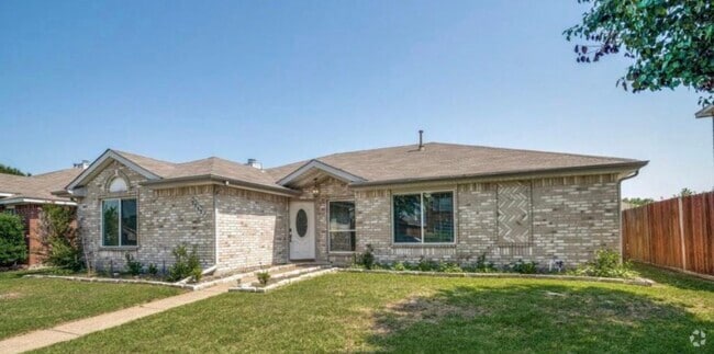 Building Photo - 7717 Coral Way