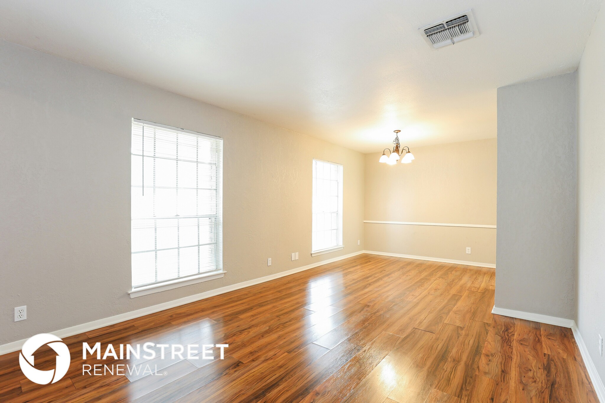 Building Photo - 8807 Glen Shadow Dr