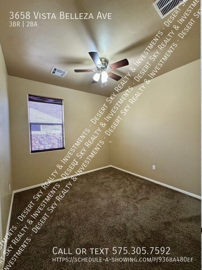 Building Photo - 3658 Vista Belleza Ave