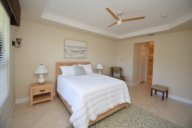 Building Photo - Furnished townhome! Located in Plantation ...