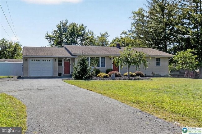 Building Photo - 1066 Doylestown Pike