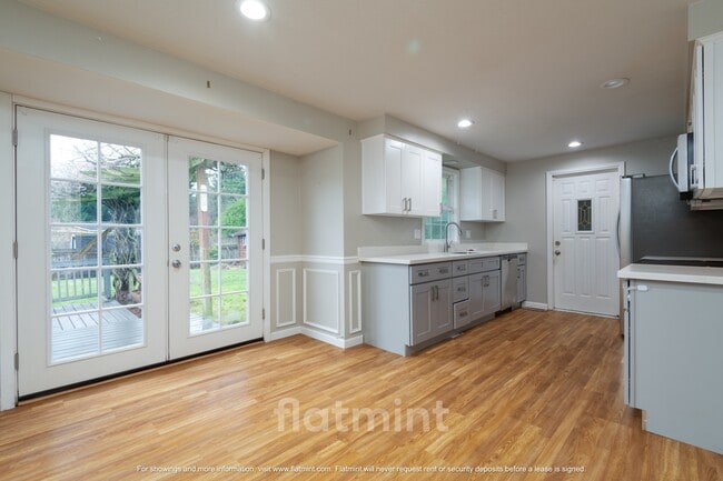 Building Photo - 2508 104th Pl SE