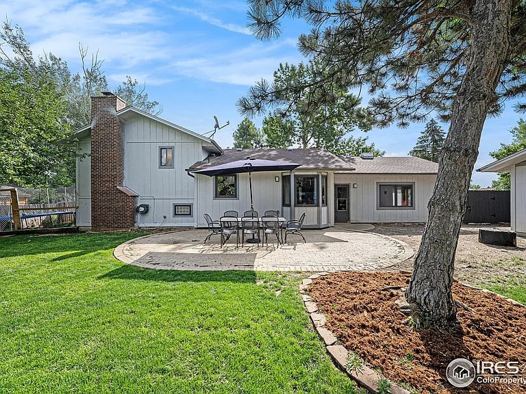 Building Photo - 7705 Allott Ave