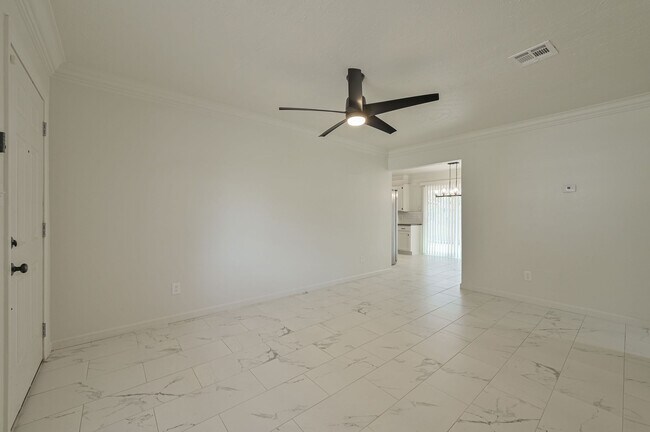 Building Photo - 3912 Parkwoods Ln