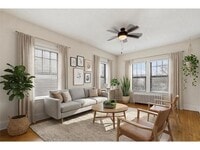 Building Photo - 220 E 19th St