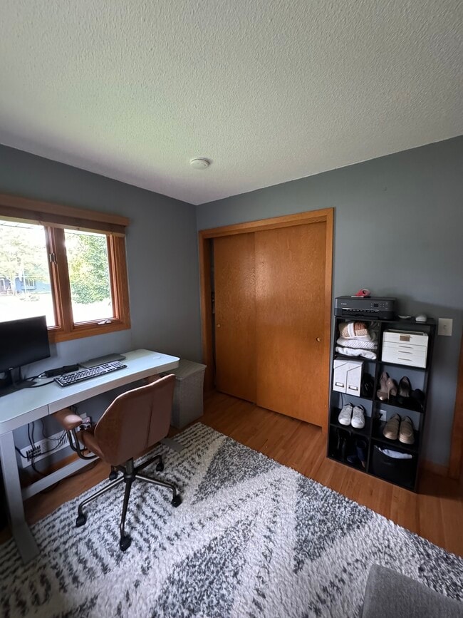 Bedroom 2 - 108 Bluwood Ave