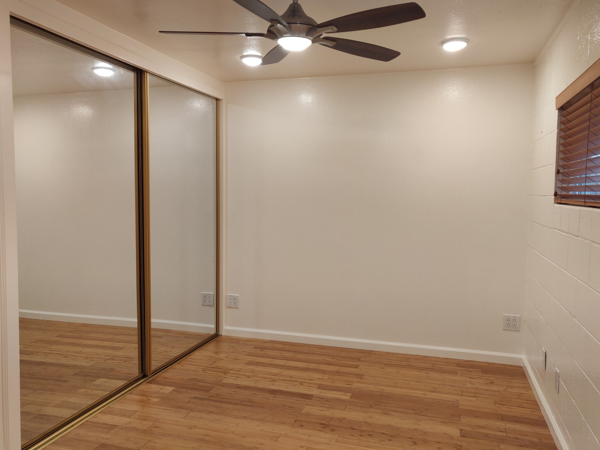 Bedroom - 1130 Olive St