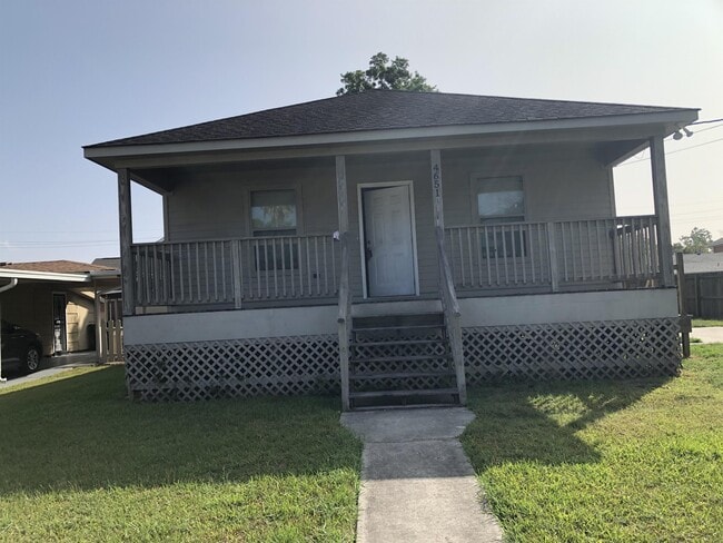 Building Photo - 4651 Redwood St
