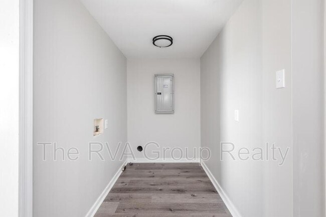 Building Photo - 1407 N 32nd St