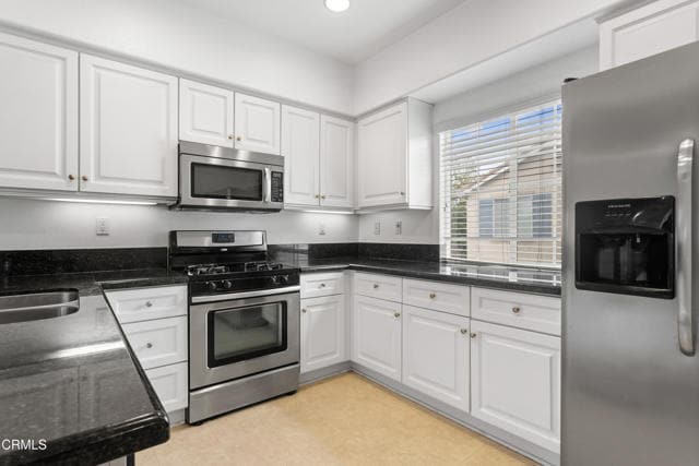 Building Photo - 15633 Odyssey Dr