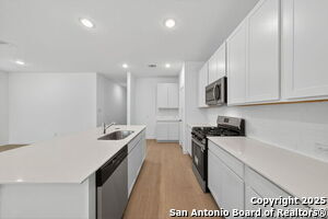 Building Photo - 3513 scooter