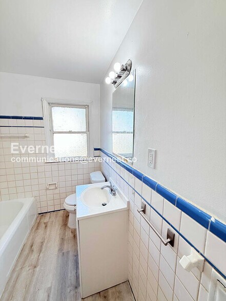 Building Photo - 5134 Hereford St