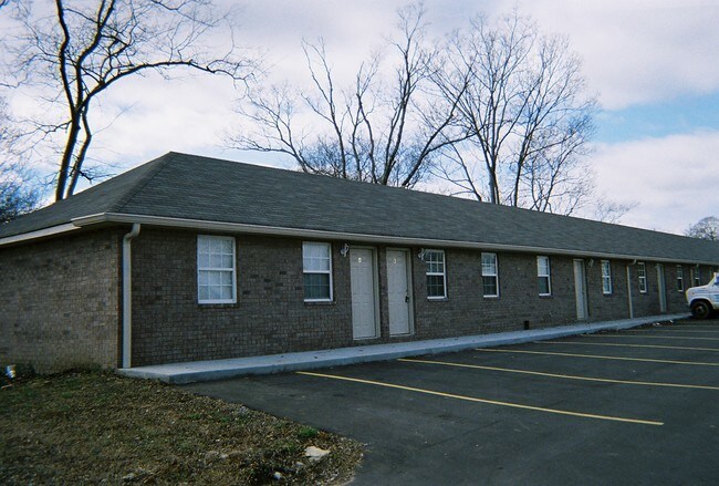 Primary Photo - 420 S Maple St