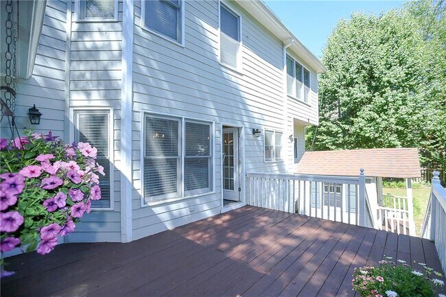 Building Photo - 6715 Wolford Ct