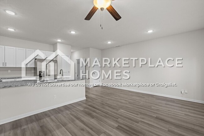 Building Photo - 3027 Hearthstone Way