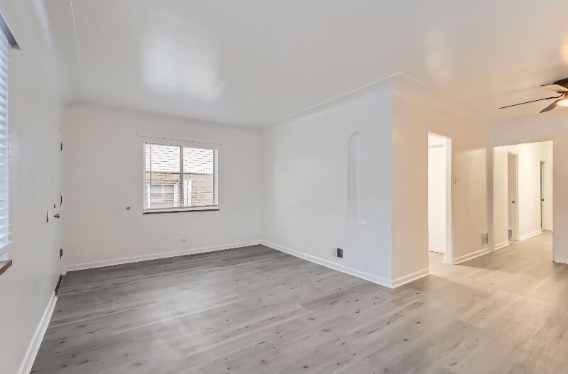 Building Photo - 1557-1557 Tamarac St