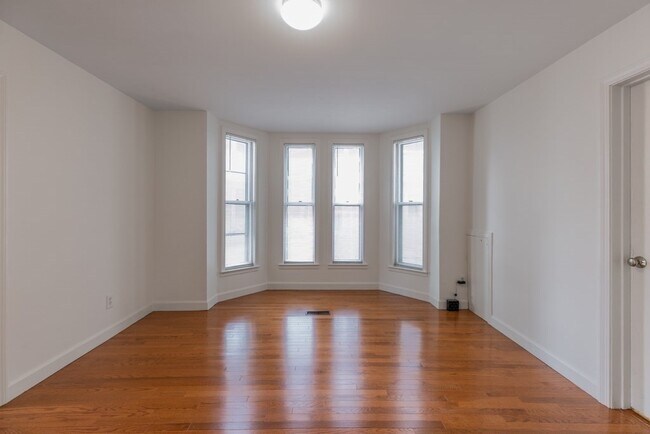 Building Photo - 55 Morse St