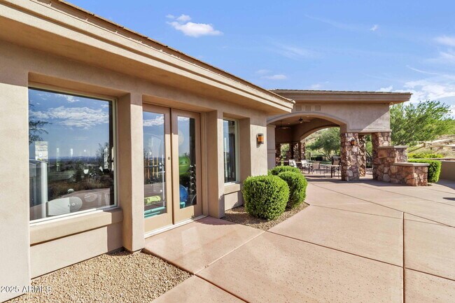 Building Photo - 11489 E Raintree Dr