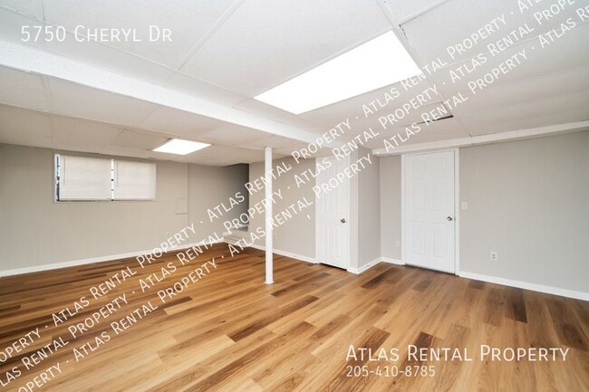 Building Photo - 5750 Cheryl Dr