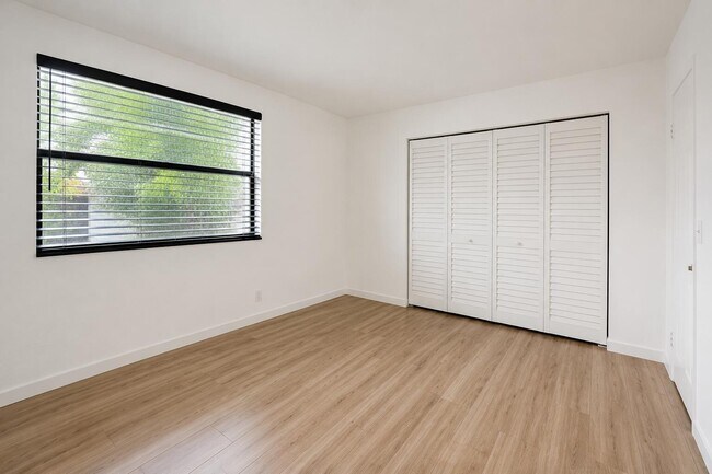 Building Photo - 1363 NW 94th Way