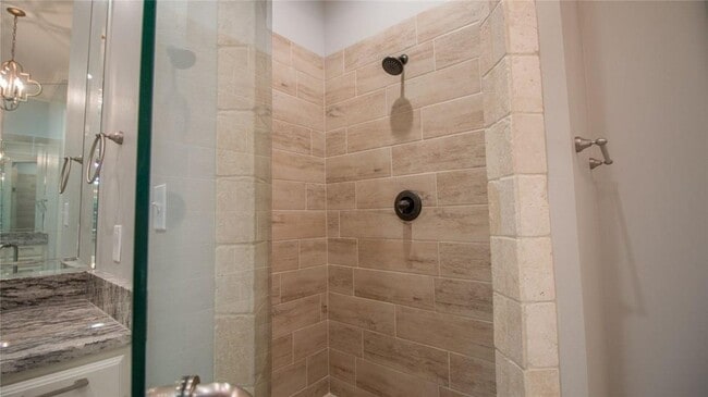 Building Photo - Gorgeous Home in South Shreveport