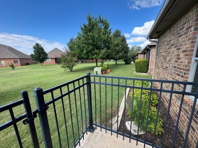 Building Photo - Stunning 3 bed in immaculate community, NO mowing, neighborhood pool, and GATED entry!