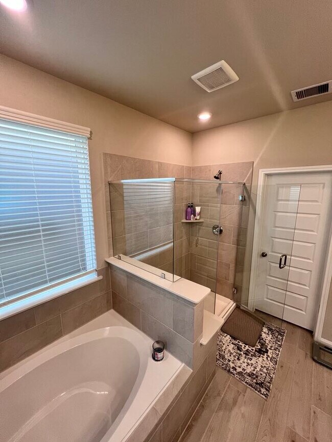 Building Photo - 21511 Pachino Ln