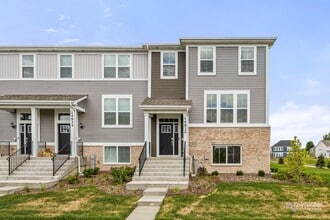 Building Photo - Brand-New End-Unit Townhome w/ Pond Views – Keller Farm, Plainfield!