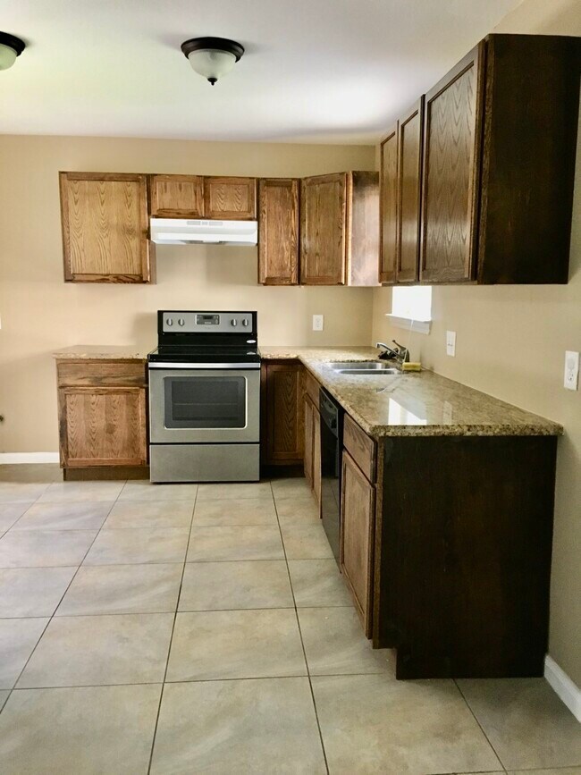 Building Photo - 7410 Frostview Ln