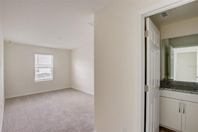 Building Photo - 1688 Tropical Palms Cir