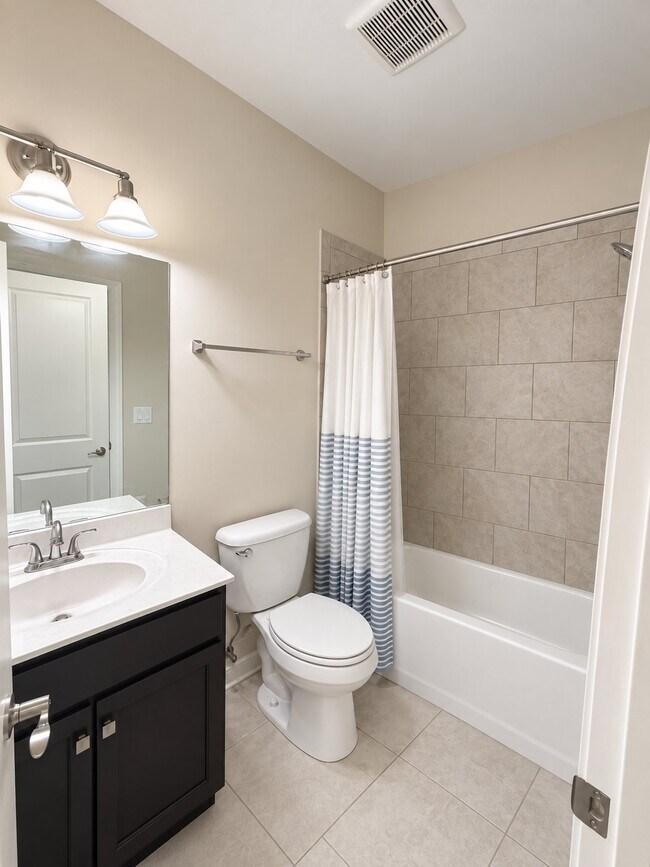 Building Photo - 1624 Lampwick Ct