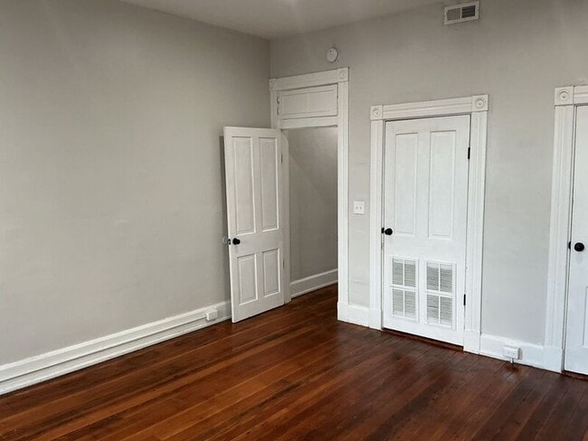 Building Photo - 920 Washington Ave