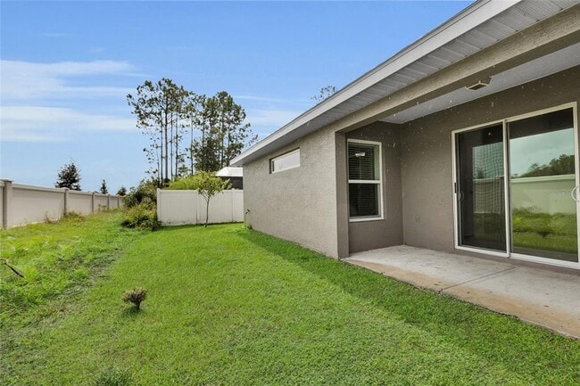 Building Photo - 13 Llovera Pl
