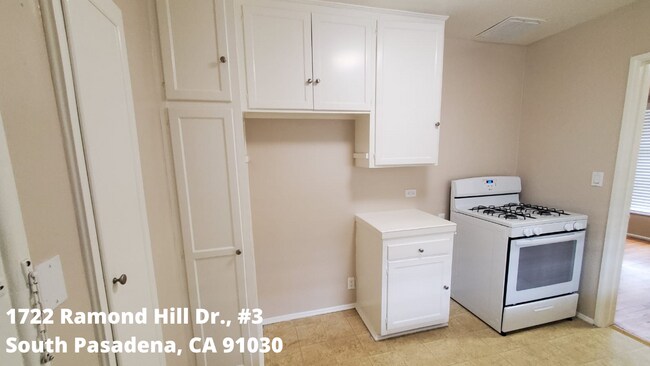 Building Photo - 1722 Raymond Hill Rd