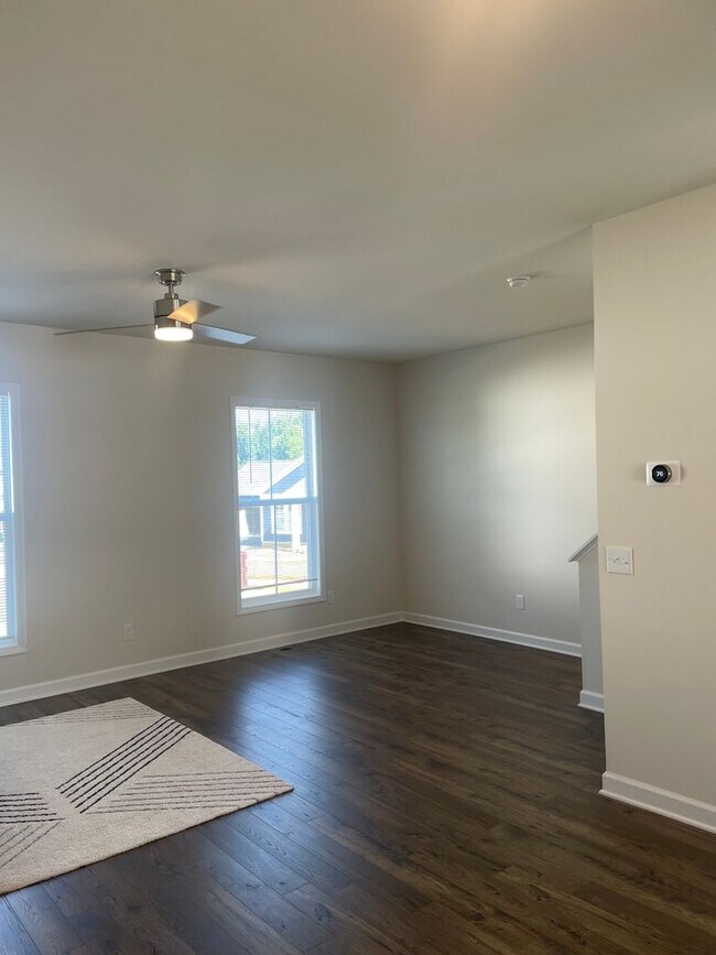 Building Photo - New Construction Townhouse